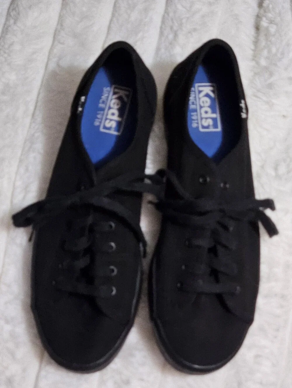 Keds Womens Black Classic Canvas Sneakers Black EUC Size 8